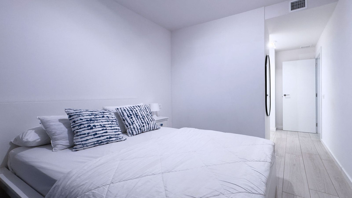 Se vende Apartamento Planta Baja de 2 dormitorios en Costa Del Sol, Málaga, España