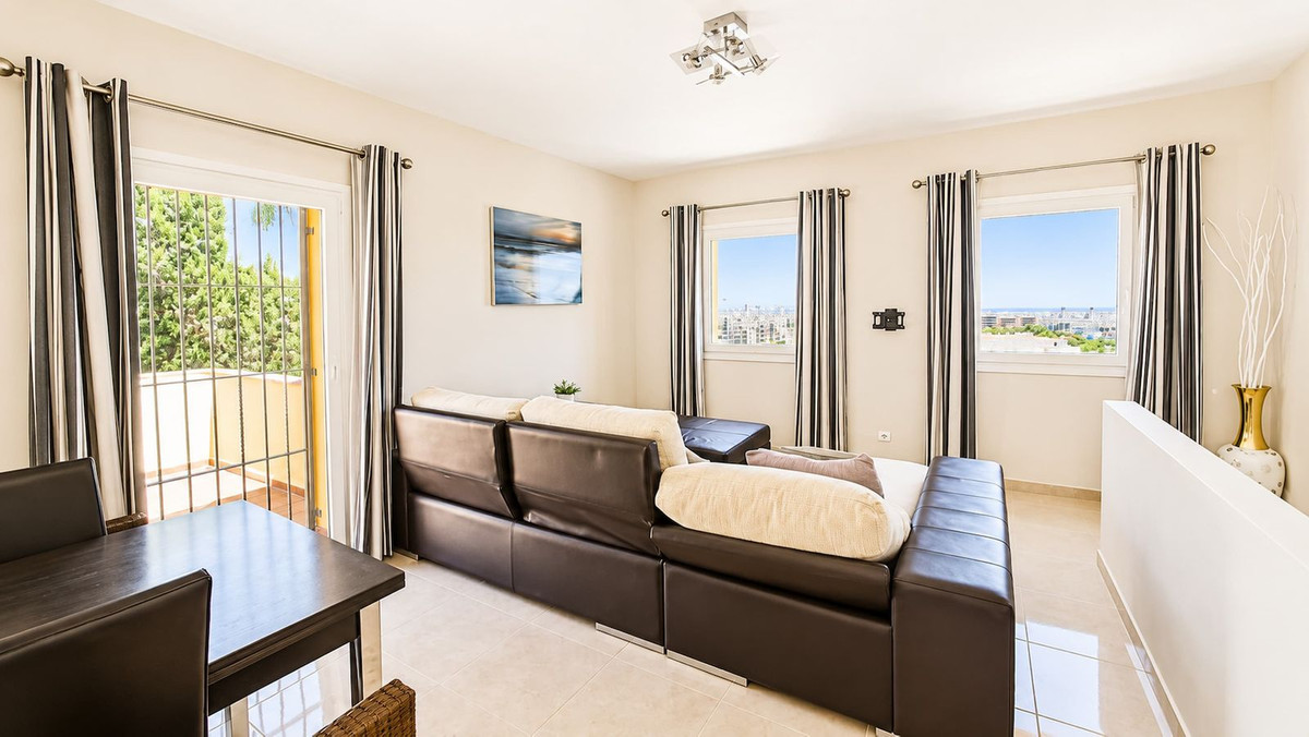 5 Bed Townhouse for sale in La Duquesa Costa Del Sol, Málaga, Spain