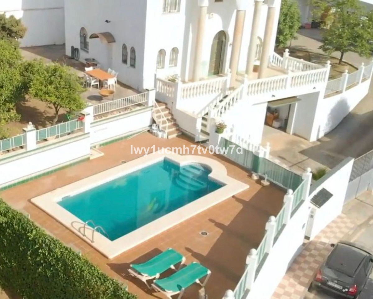 4 Bed Townhouse for sale in Puerto De La Torre Costa Del Sol, Málaga, Spain