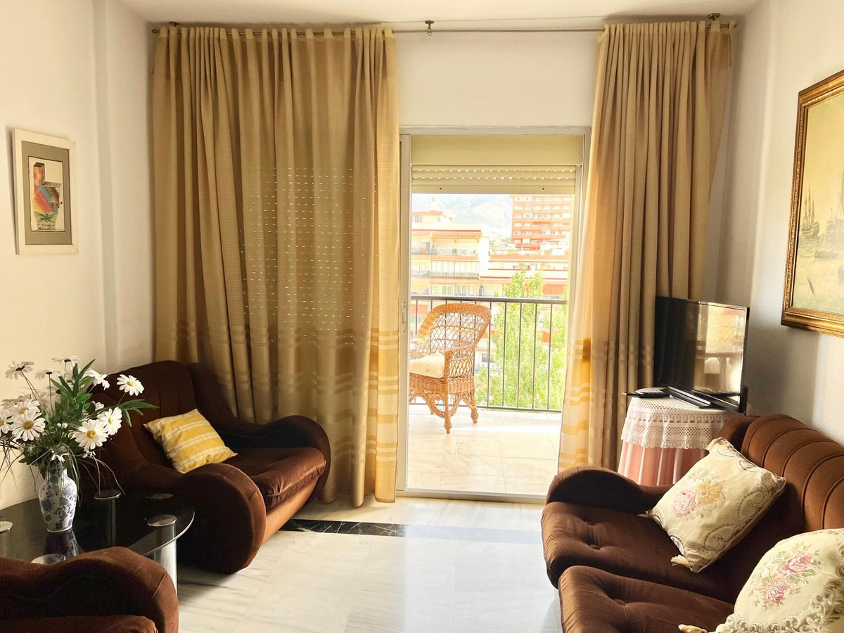 4 Bed Apartment for sale in Fuengirola Costa Del Sol, Málaga, Spain