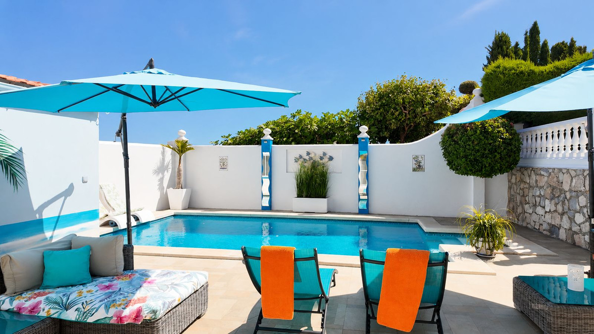 4 Bed Townhouse for sale in Benalmadena Costa Del Sol, Málaga, Spain