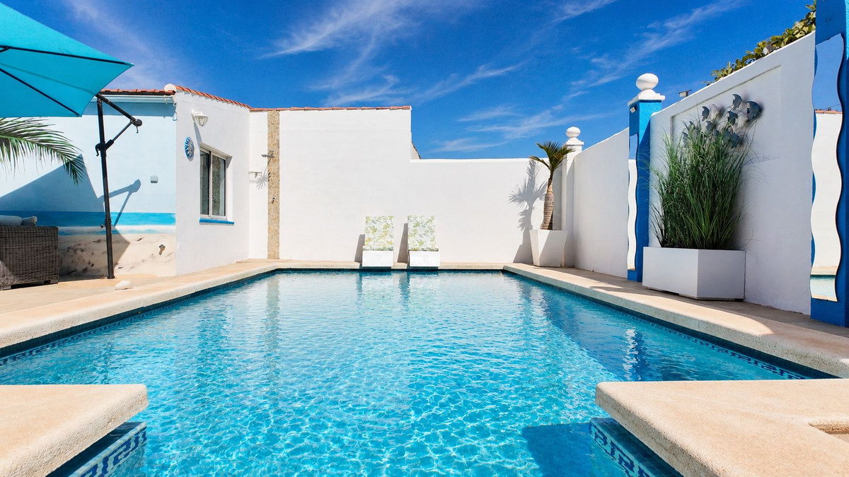4 Bed Townhouse for sale in Benalmadena Costa Del Sol, Málaga, Spain