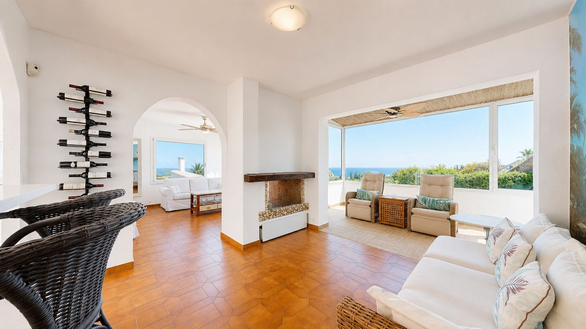 4 Bed Townhouse for sale in Benalmadena Costa Del Sol, Málaga, Spain