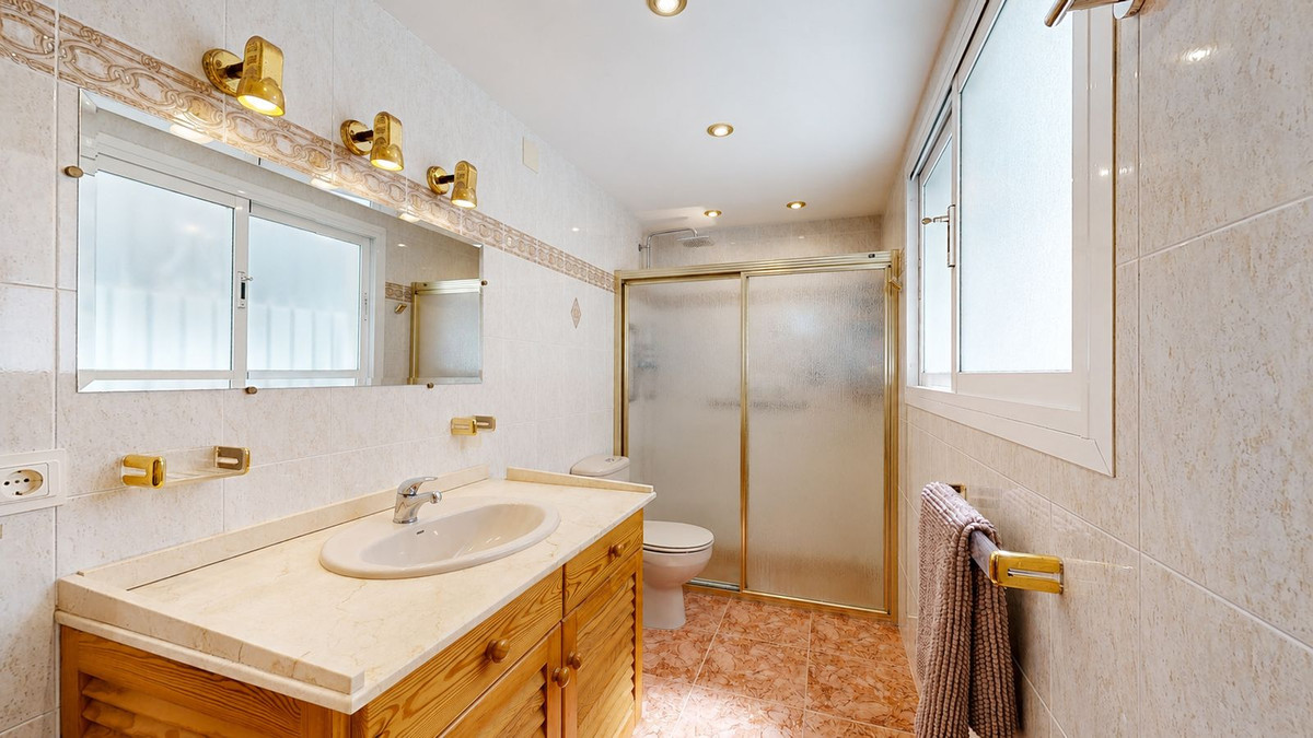 4 Bed Townhouse for sale in Benalmadena Costa Del Sol, Málaga, Spain