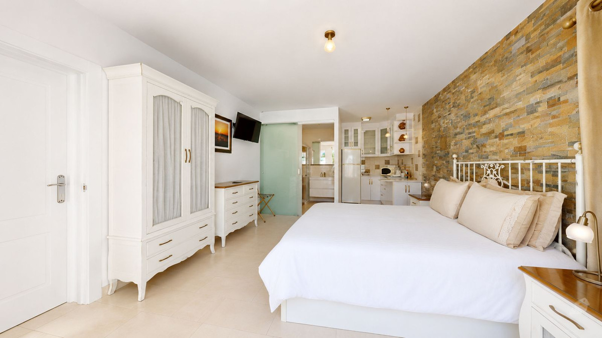 4 Bed Townhouse for sale in Benalmadena Costa Del Sol, Málaga, Spain
