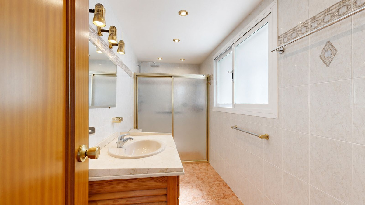 4 Bed Townhouse for sale in Benalmadena Costa Del Sol, Málaga, Spain