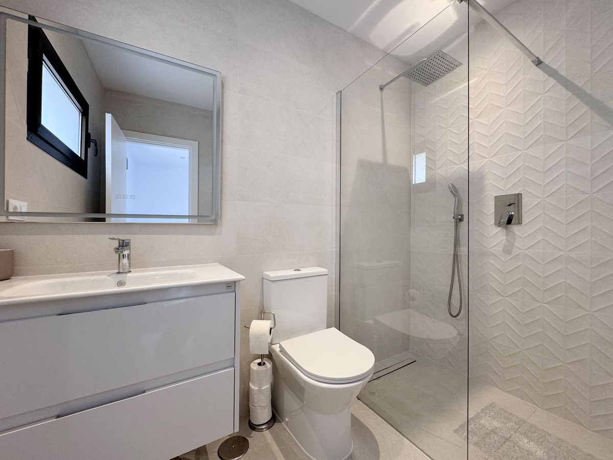 2 Bed Apartment for sale in Riviera Del Sol Costa Del Sol, Málaga, Spain