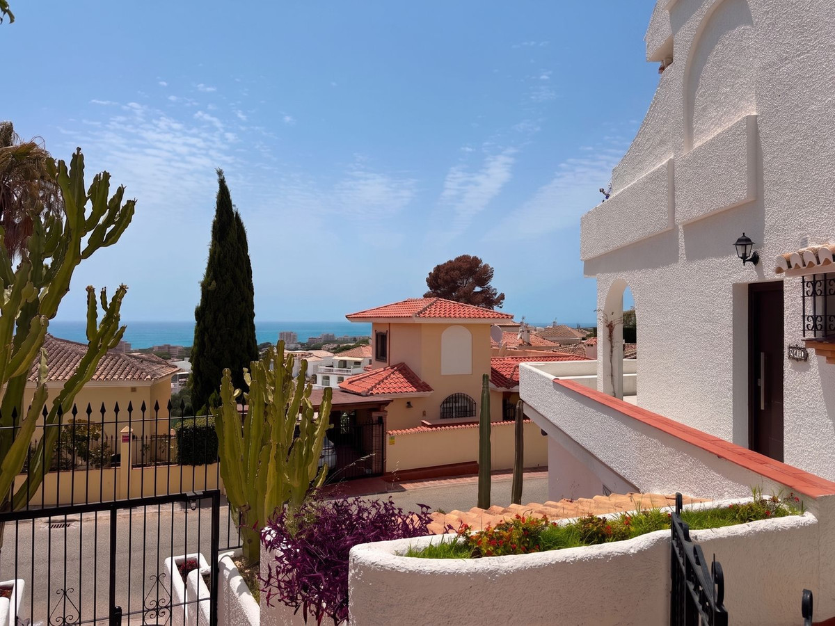 2 Bed Apartment for sale in Riviera Del Sol Costa Del Sol, Málaga, Spain