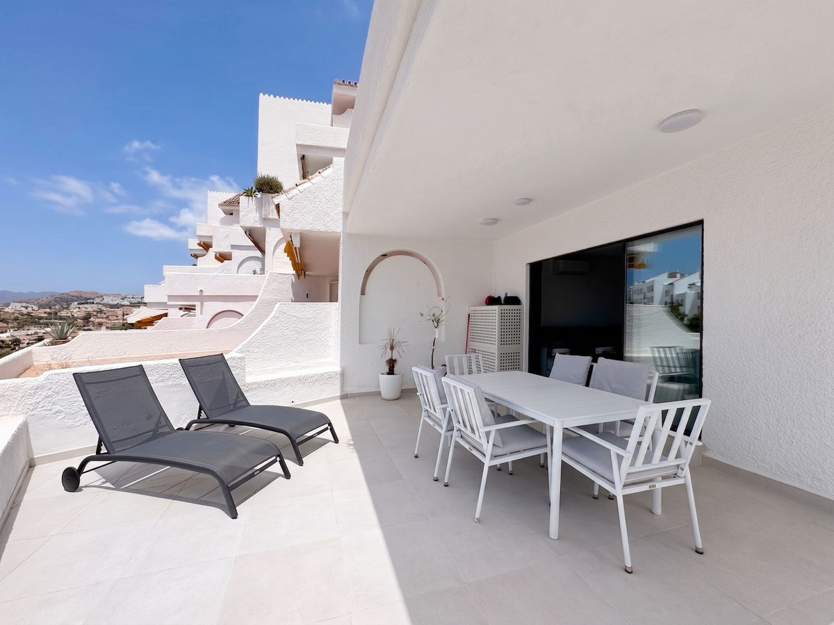2 Bed Apartment for sale in Riviera Del Sol Costa Del Sol, Málaga, Spain