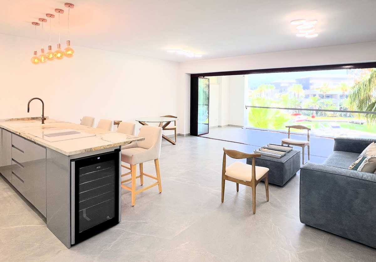 2 Bed Apartment for sale in Sotogrande Marina Costa Del Sol, Cádiz, Spain