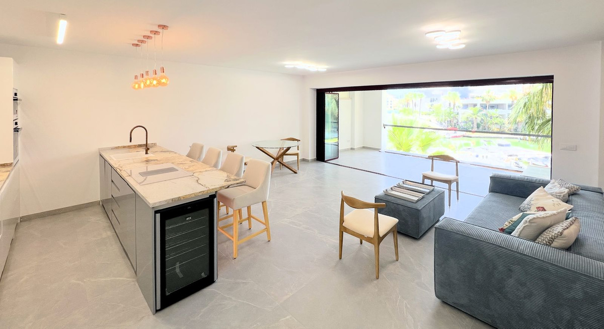 2 Bed Apartment for sale in Sotogrande Marina Costa Del Sol, Cádiz, Spain