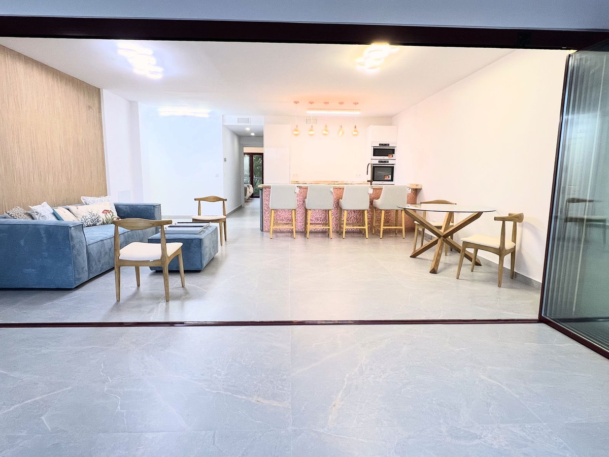 2 Bed Apartment for sale in Sotogrande Marina Costa Del Sol, Cádiz, Spain