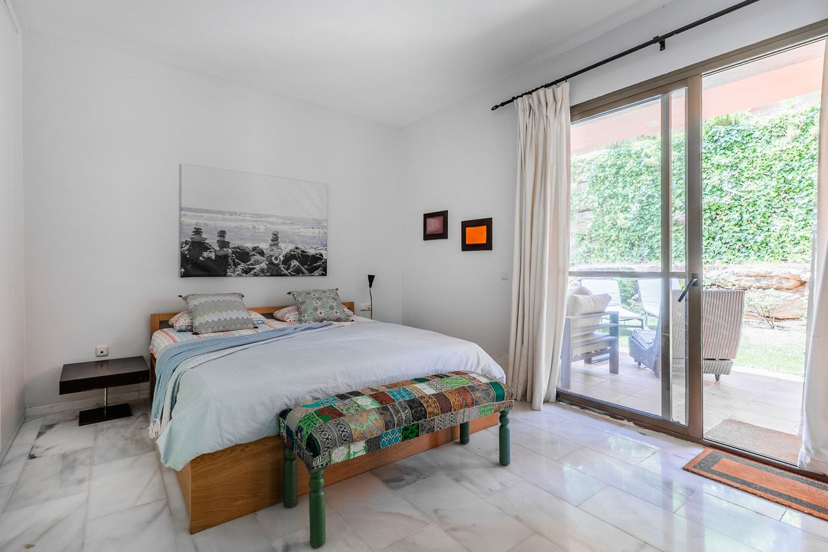 2 Bed Apartment for sale in La Mairena Costa Del Sol, Málaga, Spain