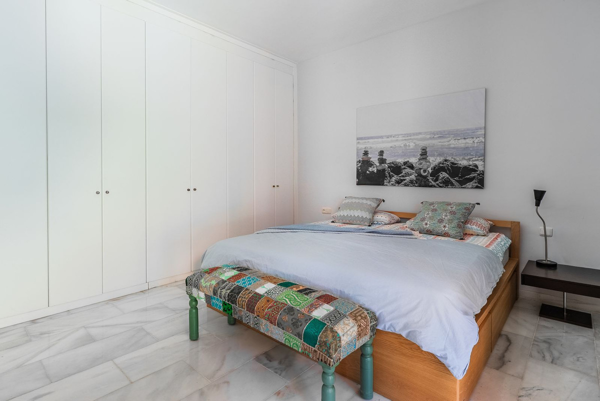 2 Bed Apartment for sale in La Mairena Costa Del Sol, Málaga, Spain