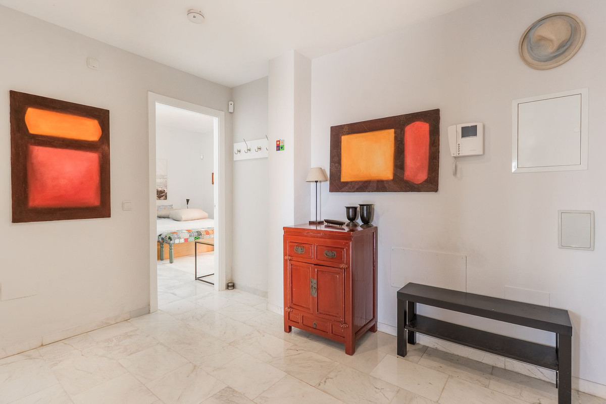 2 Bed Apartment for sale in La Mairena Costa Del Sol, Málaga, Spain