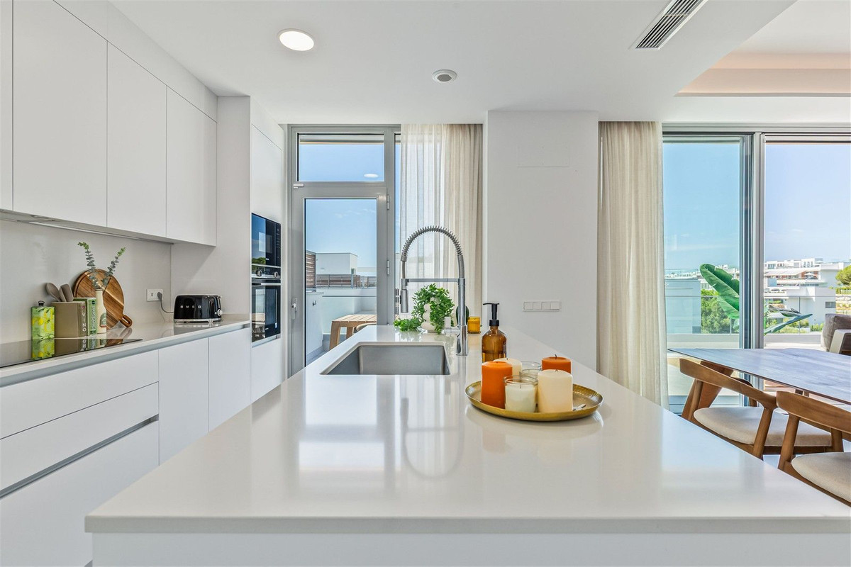 3 Bed Apartment for sale in Santa Clara Costa Del Sol, Málaga, Spain
