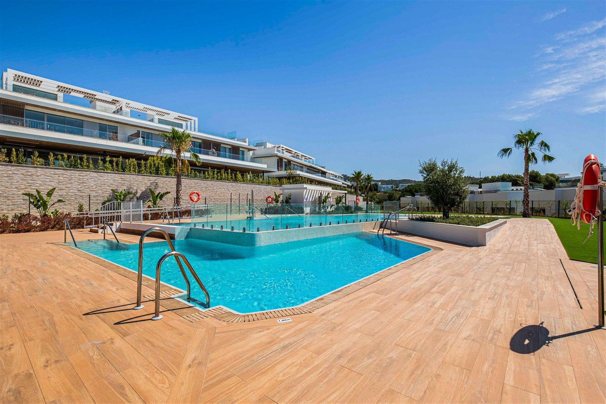3 Bed Apartment for sale in Santa Clara Costa Del Sol, Málaga, Spain