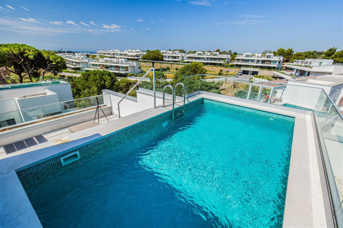 3 Bed Apartment for sale in Santa Clara Costa Del Sol, Málaga, Spain