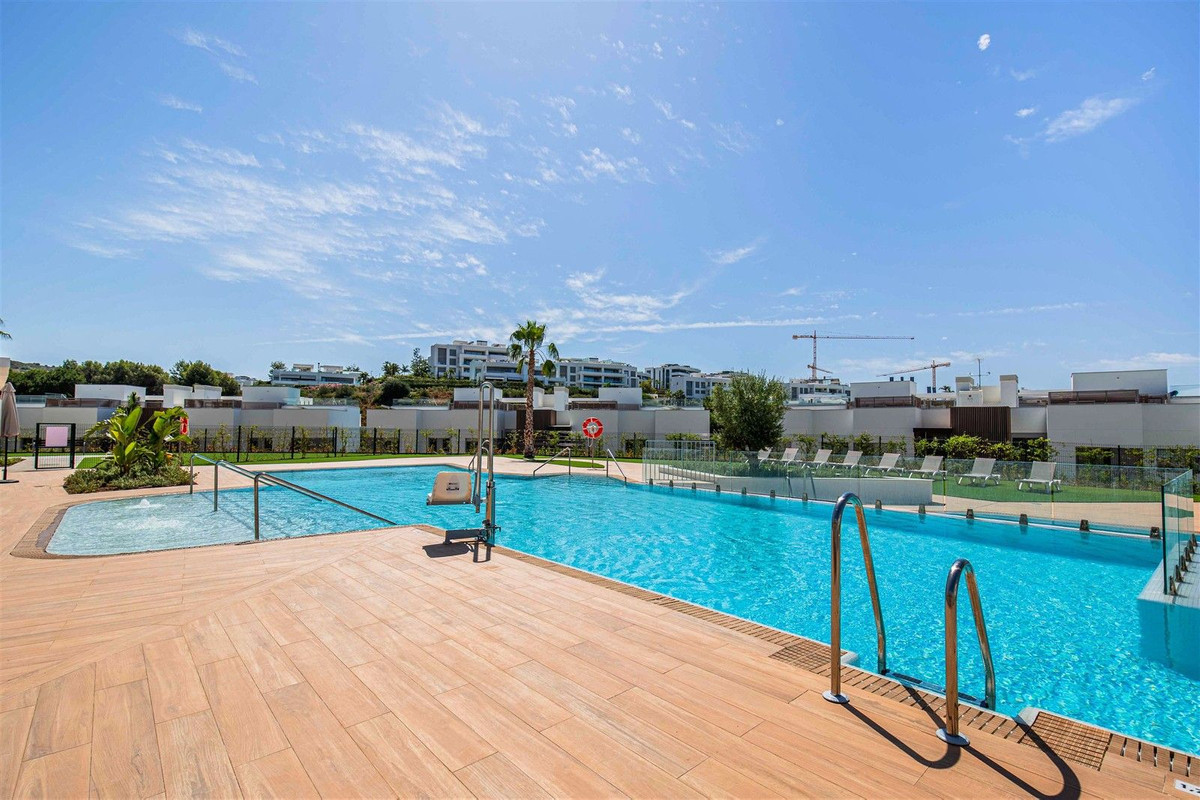 3 Bed Apartment for sale in Santa Clara Costa Del Sol, Málaga, Spain
