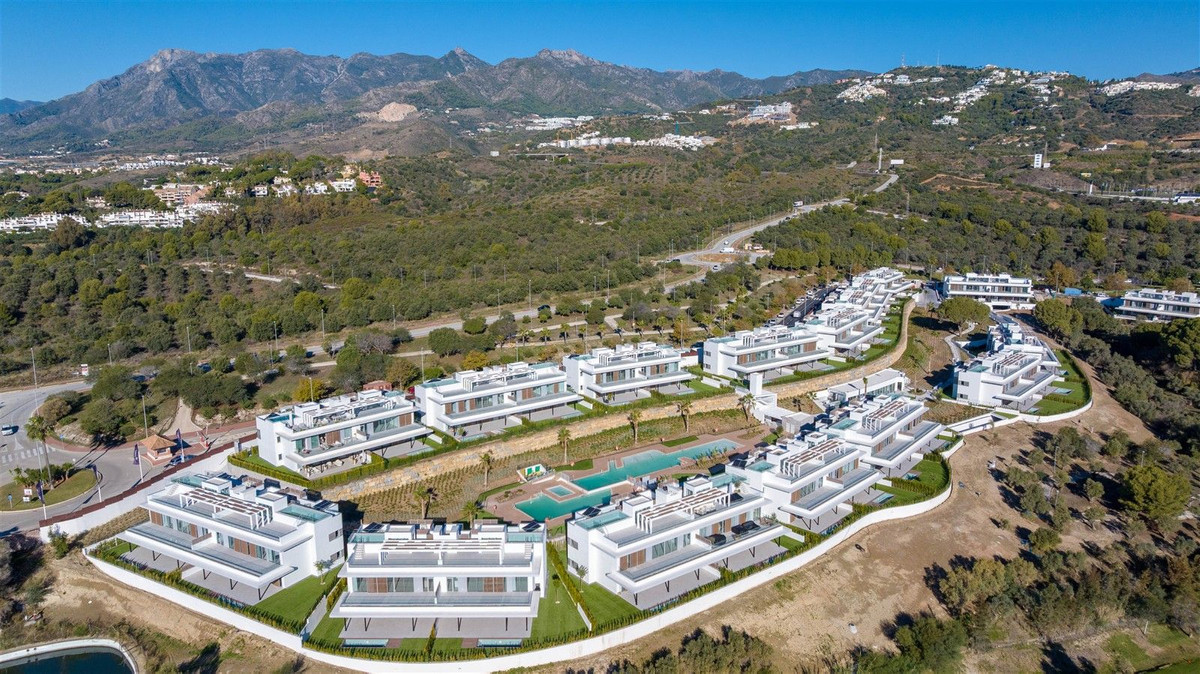 3 Bed Apartment for sale in Santa Clara Costa Del Sol, Málaga, Spain