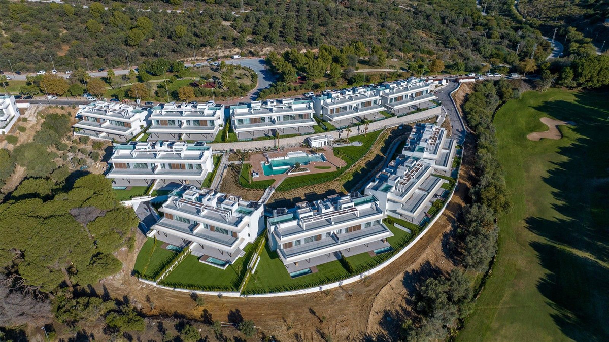 3 Bed Apartment for sale in Santa Clara Costa Del Sol, Málaga, Spain
