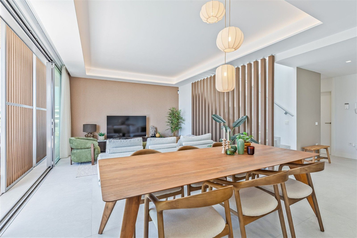 3 Bed Apartment for sale in Santa Clara Costa Del Sol, Málaga, Spain