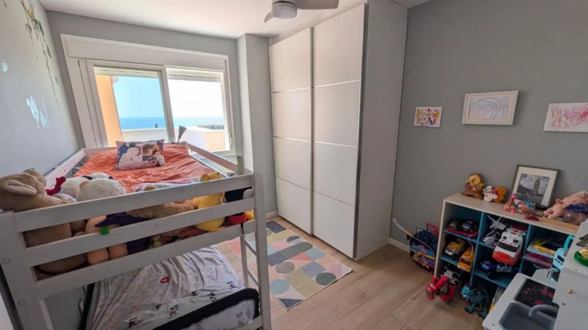 2 Bed Apartment for sale in Casares Costa Del Sol, Málaga, Spain