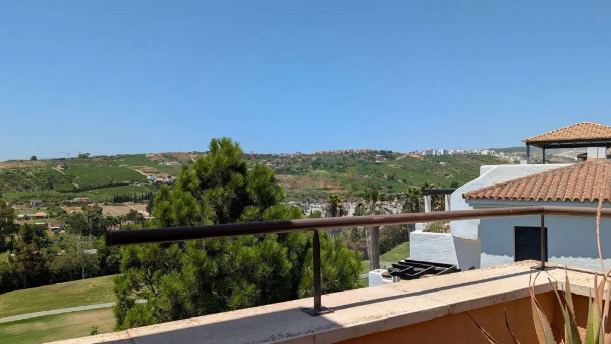 2 Bed Apartment for sale in Casares Costa Del Sol, Málaga, Spain