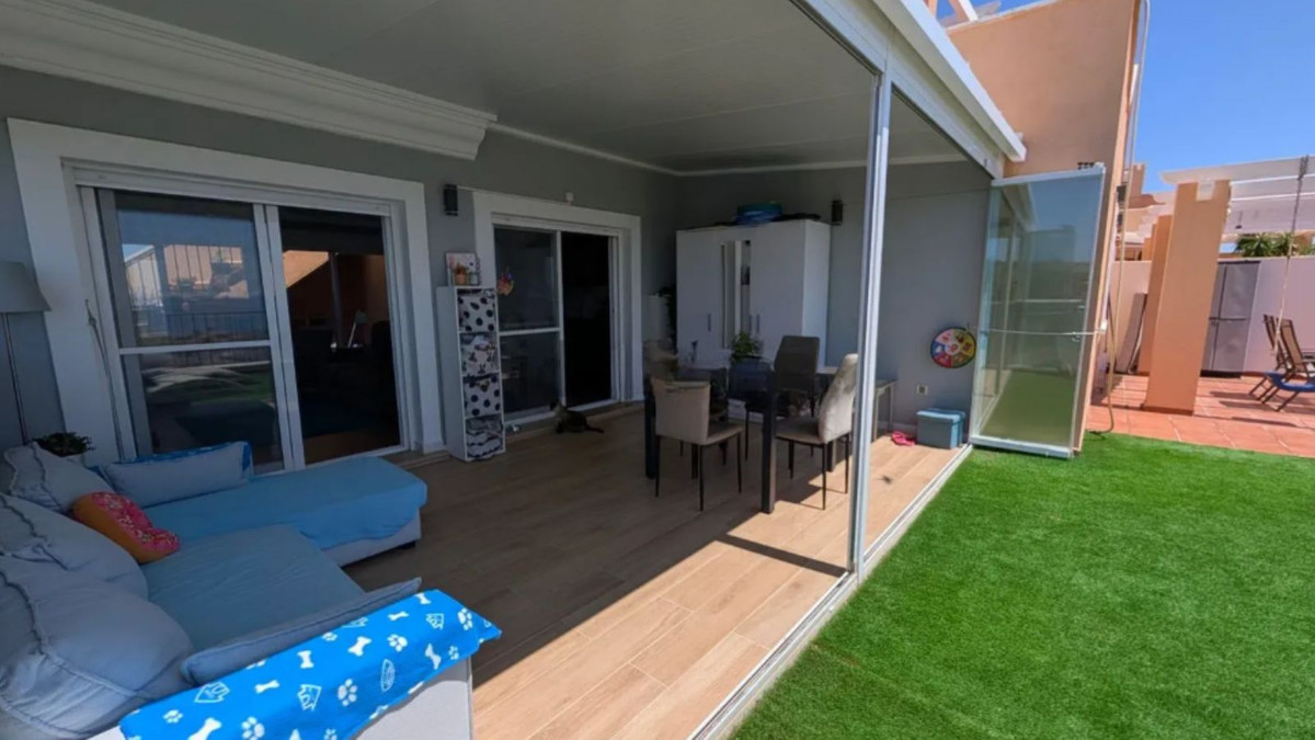 2 Bed Apartment for sale in Casares Costa Del Sol, Málaga, Spain