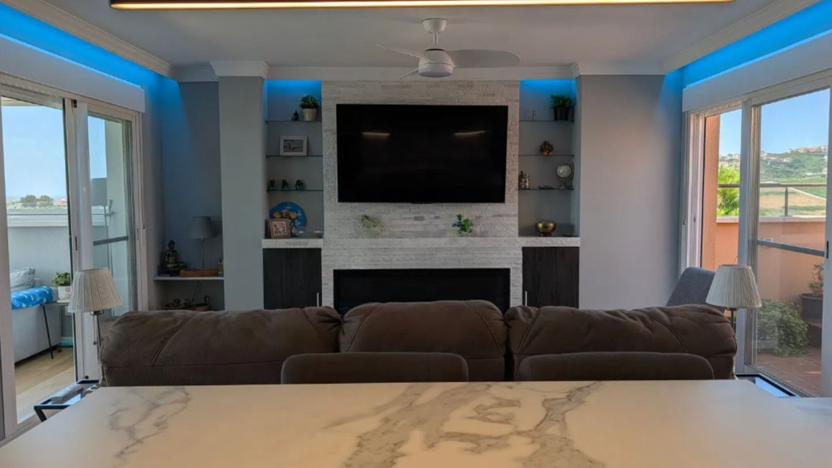 2 Bed Apartment for sale in Casares Costa Del Sol, Málaga, Spain