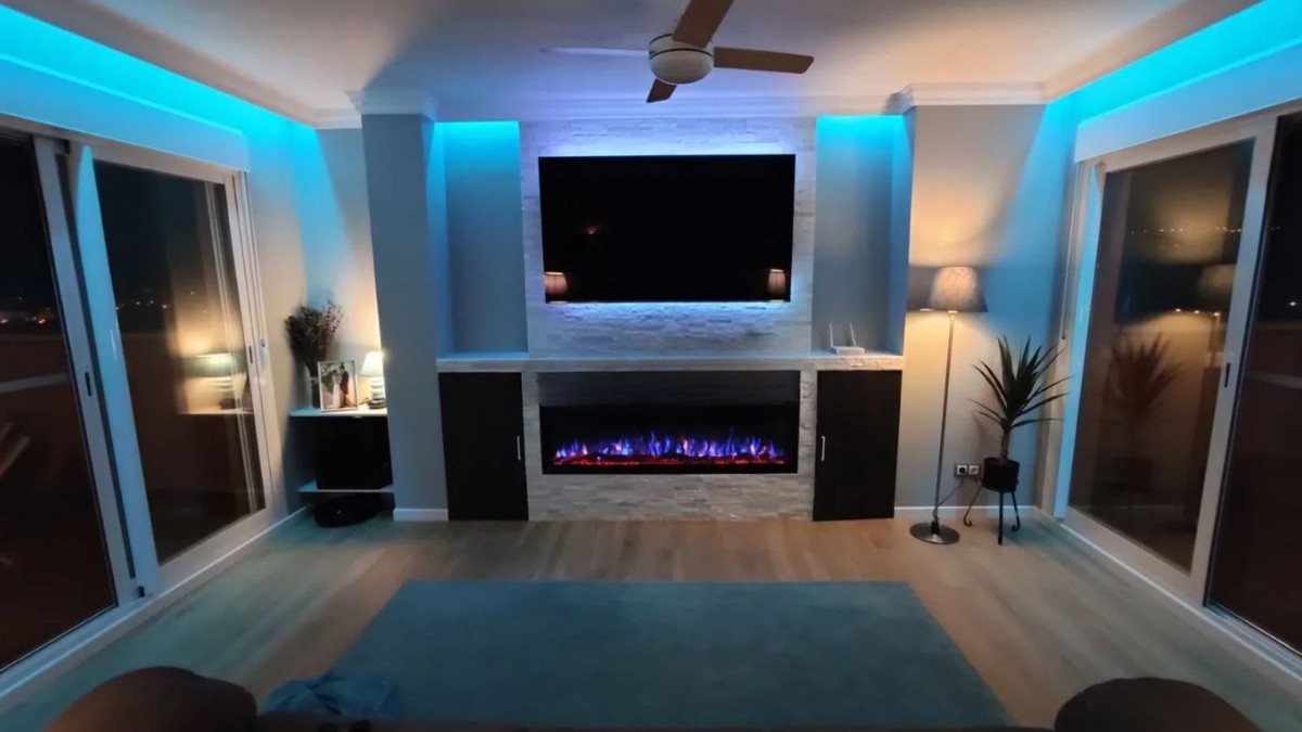 2 Bed Apartment for sale in Casares Costa Del Sol, Málaga, Spain