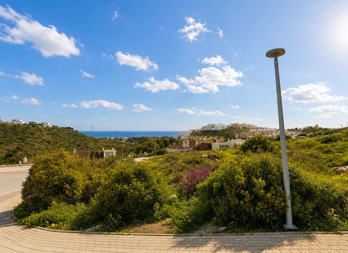 Se vende Terreno Urbano  en Costa Del Sol, Málaga, España