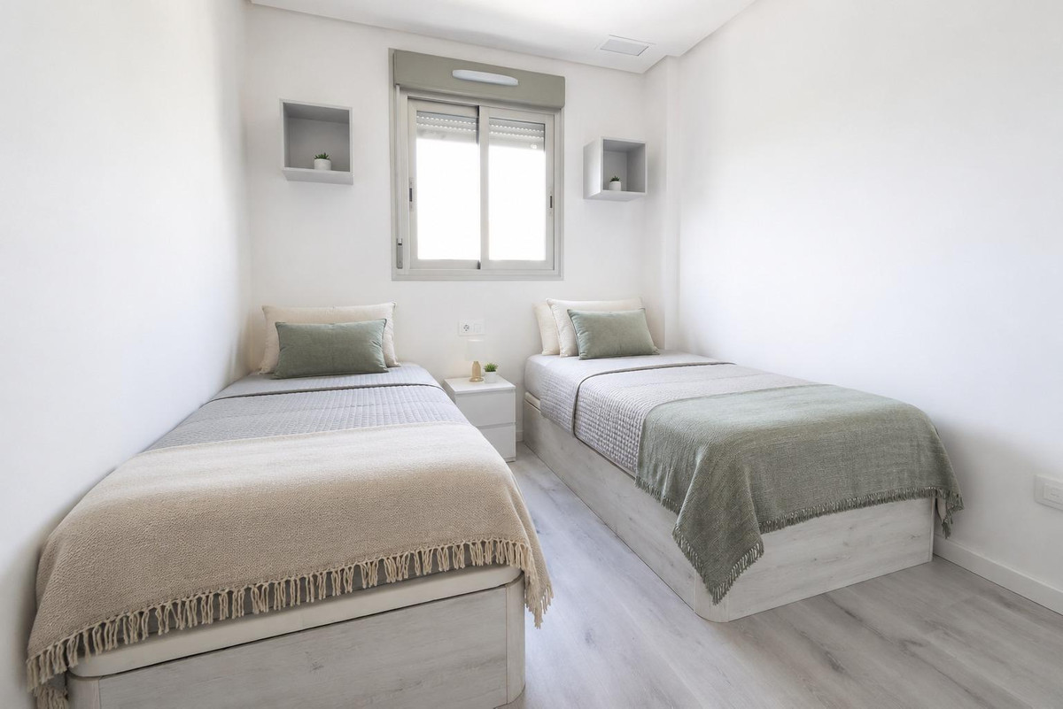 3 Bed Apartment for sale in Villamartin Costa Blanca, Alicante, Spain