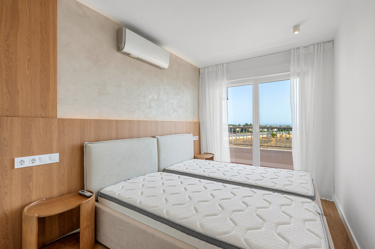 2 Bed Apartment for sale in Punta Prima Costa Blanca, Alicante, Spain
