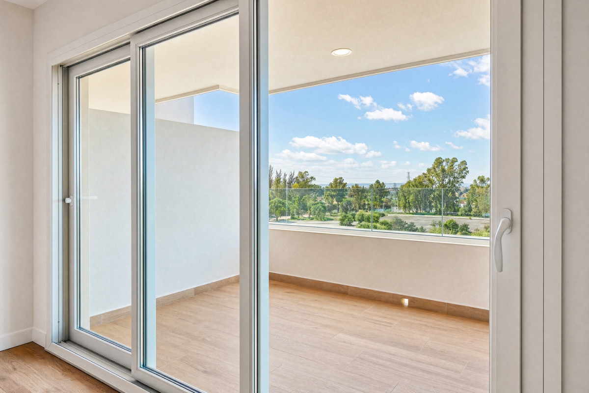 3 Bed Apartment for sale in Nueva Andalucía Costa Del Sol, Málaga, Spain
