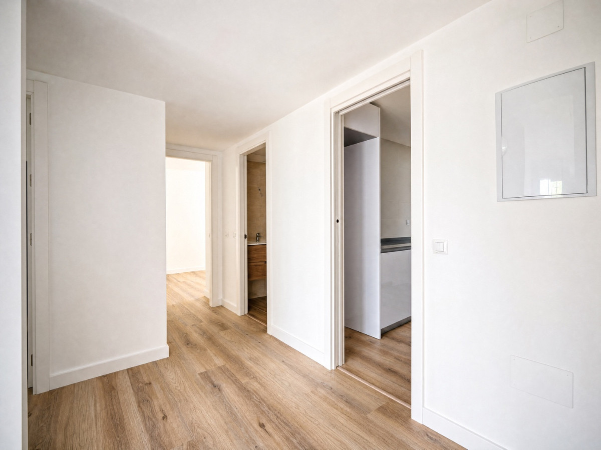 3 Bed Apartment for sale in Nueva Andalucía Costa Del Sol, Málaga, Spain