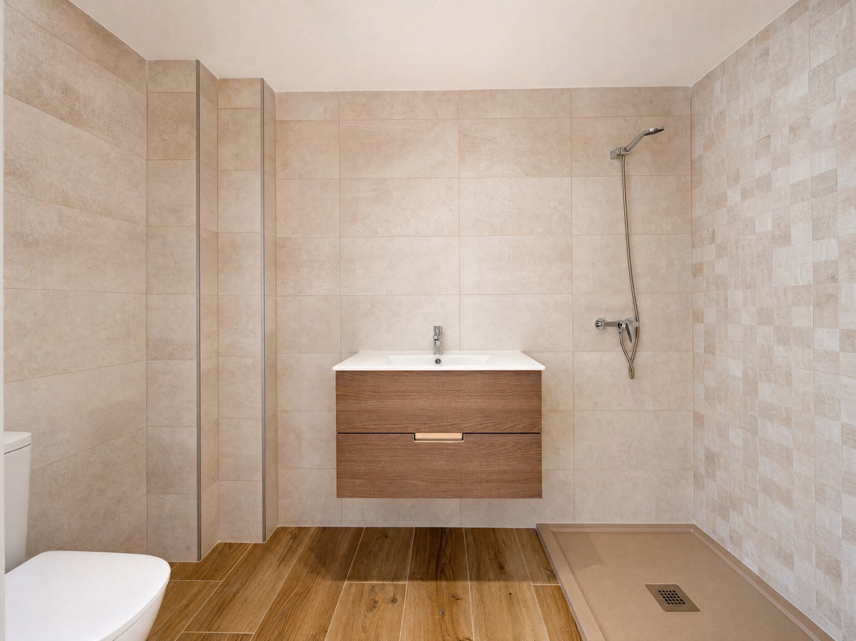 3 Bed Apartment for sale in Nueva Andalucía Costa Del Sol, Málaga, Spain