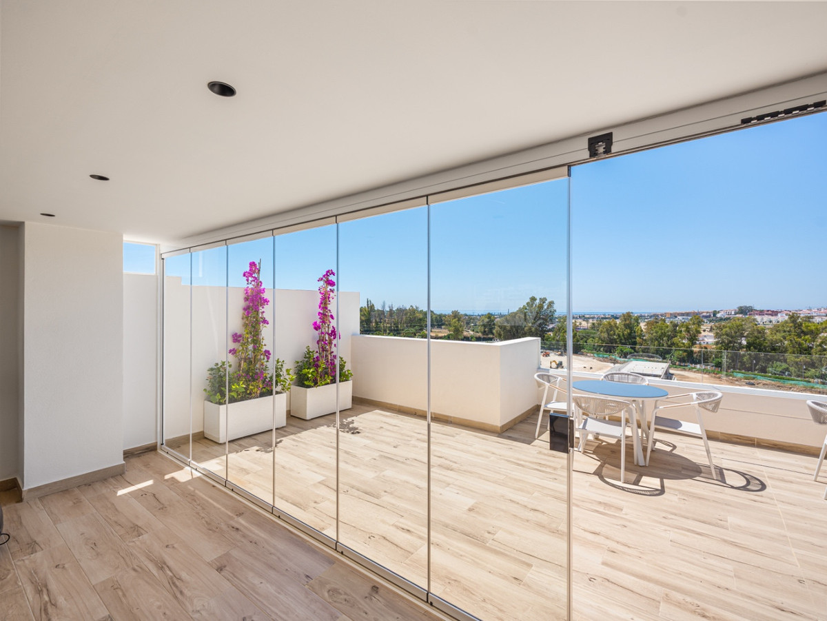 3 Bed Apartment for sale in Nueva Andalucía Costa Del Sol, Málaga, Spain