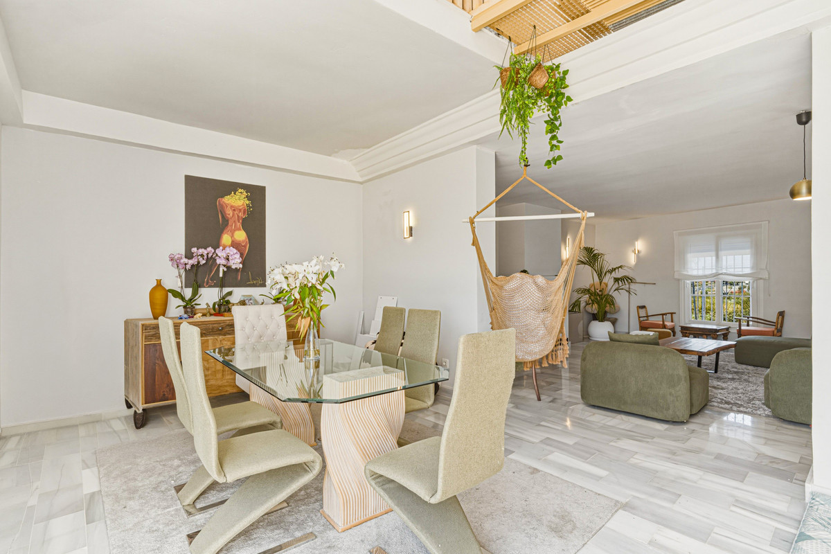5 Bed Townhouse for sale in Cancelada Costa Del Sol, Málaga, Spain