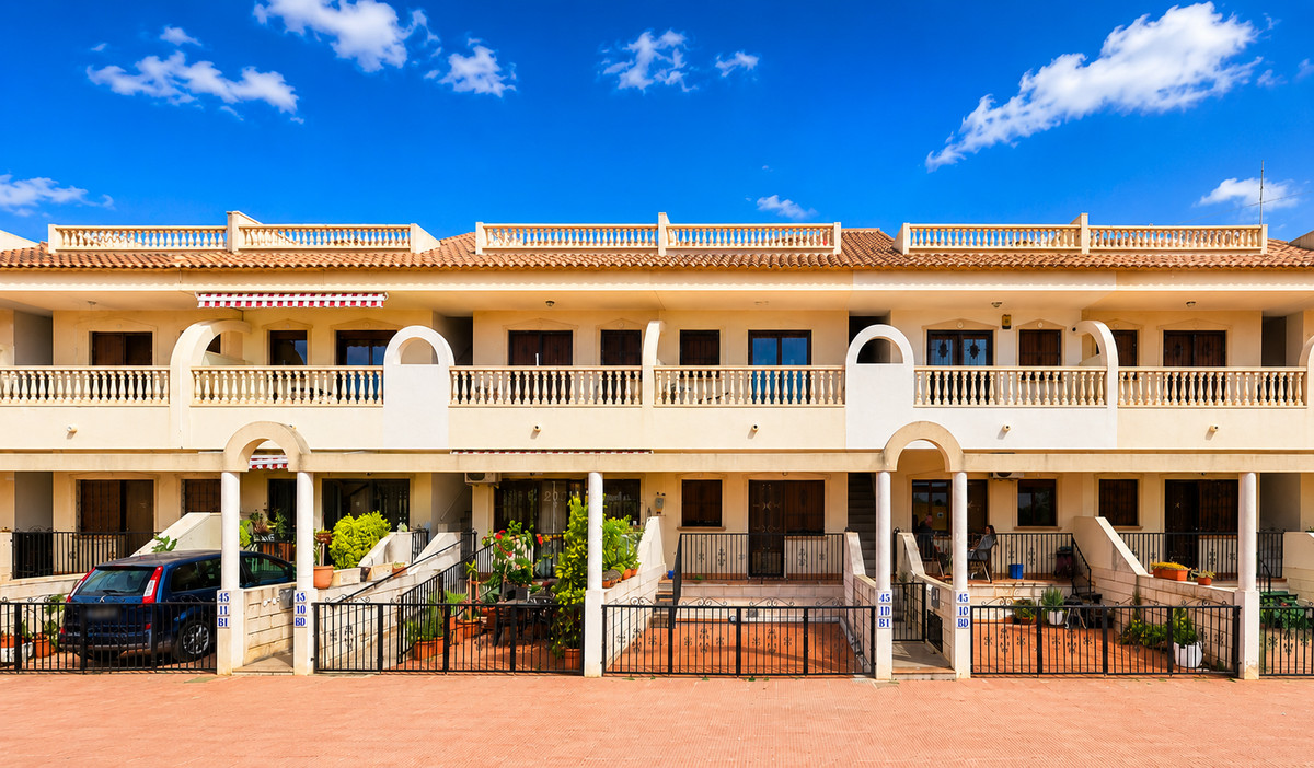 2 Bed Apartment for sale in Daya Nueva Costa Blanca, Alicante, Spain