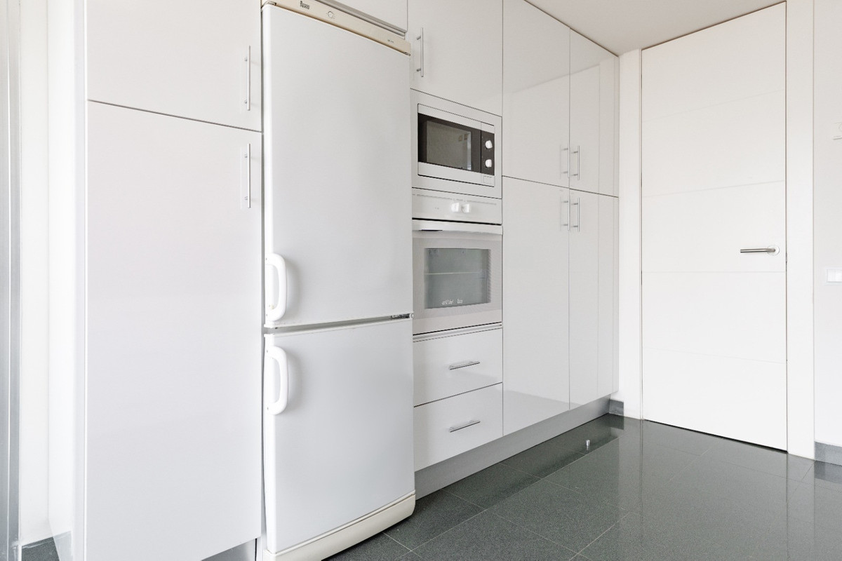 2 Bed Apartment for sale in Manilva Costa Del Sol, Málaga, Spain