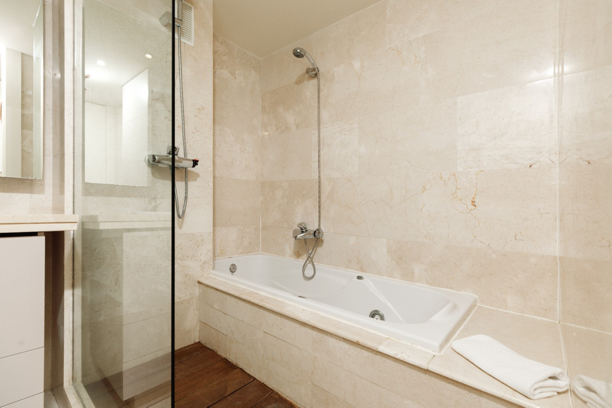 2 Bed Apartment for sale in Manilva Costa Del Sol, Málaga, Spain