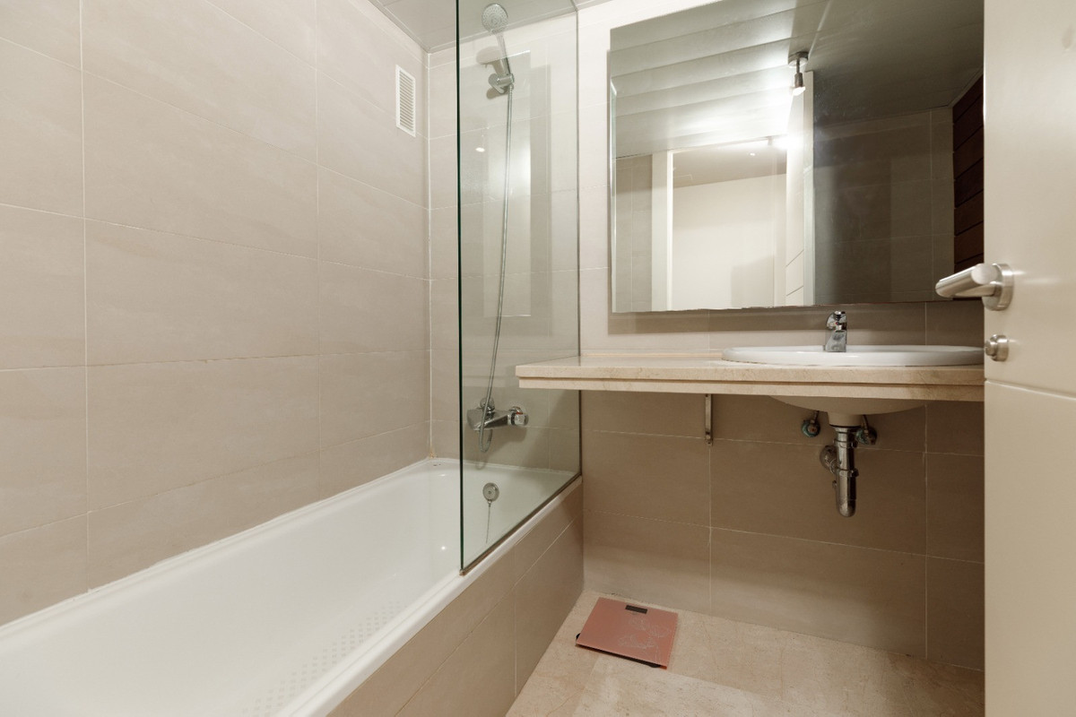 2 Bed Apartment for sale in Manilva Costa Del Sol, Málaga, Spain