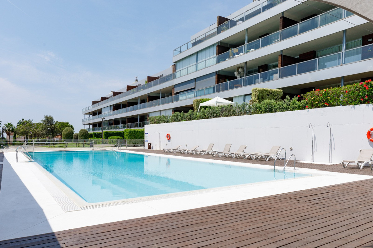 2 Bed Apartment for sale in Manilva Costa Del Sol, Málaga, Spain