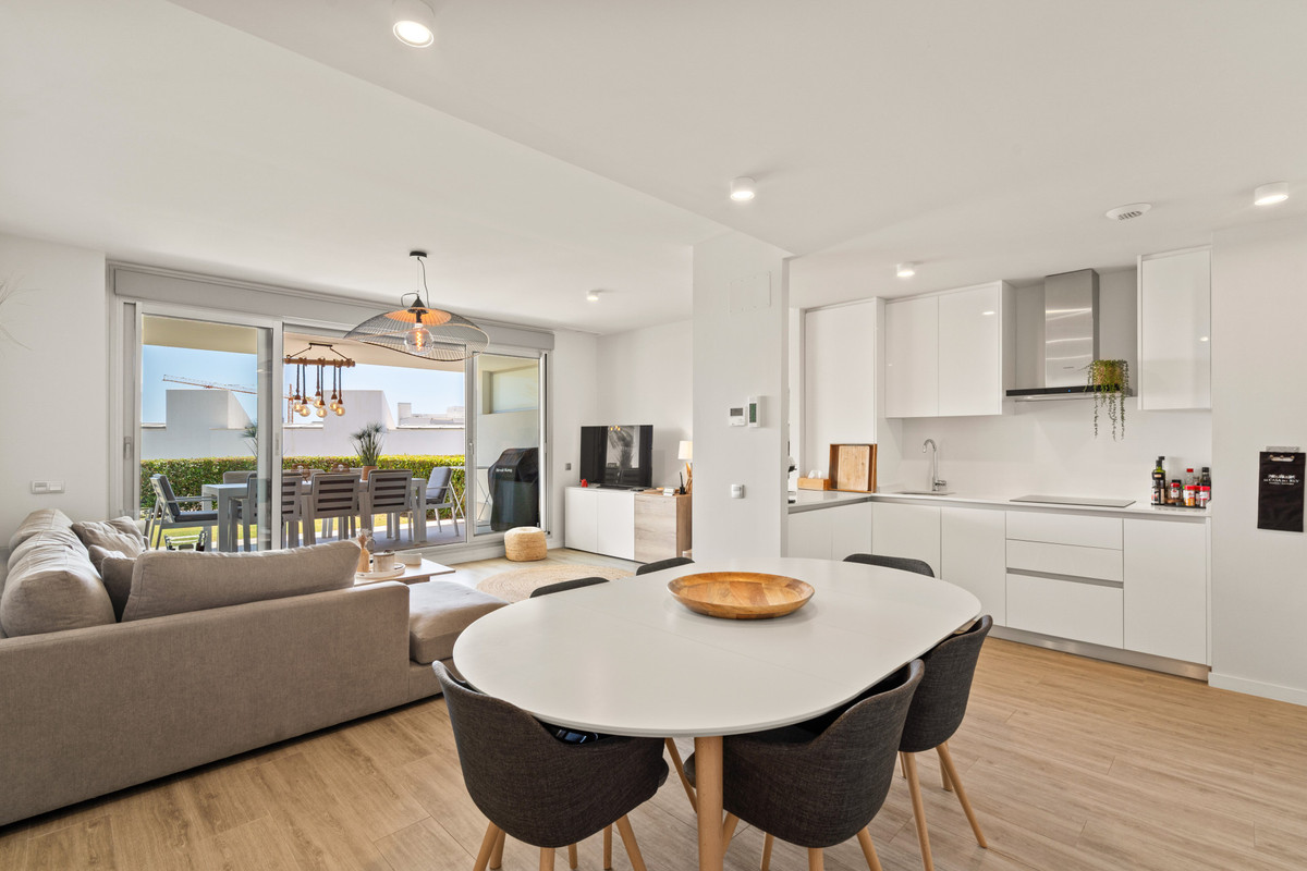 3 Bed Apartment for sale in Cancelada Costa Del Sol, Málaga, Spain