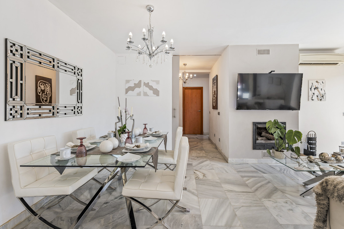 Se vende Villa - Chalet de 3 dormitorios en Costa Del Sol, Málaga, España