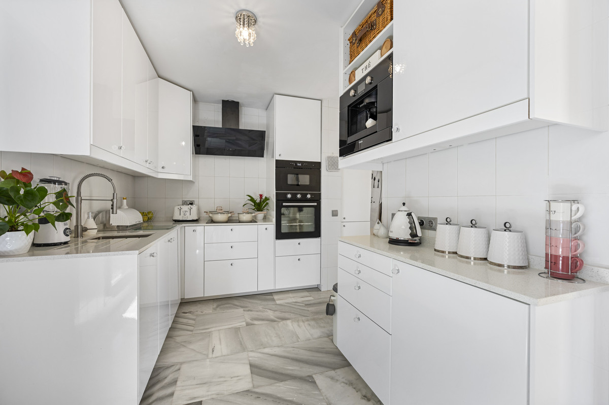 Se vende Villa - Chalet de 3 dormitorios en Costa Del Sol, Málaga, España