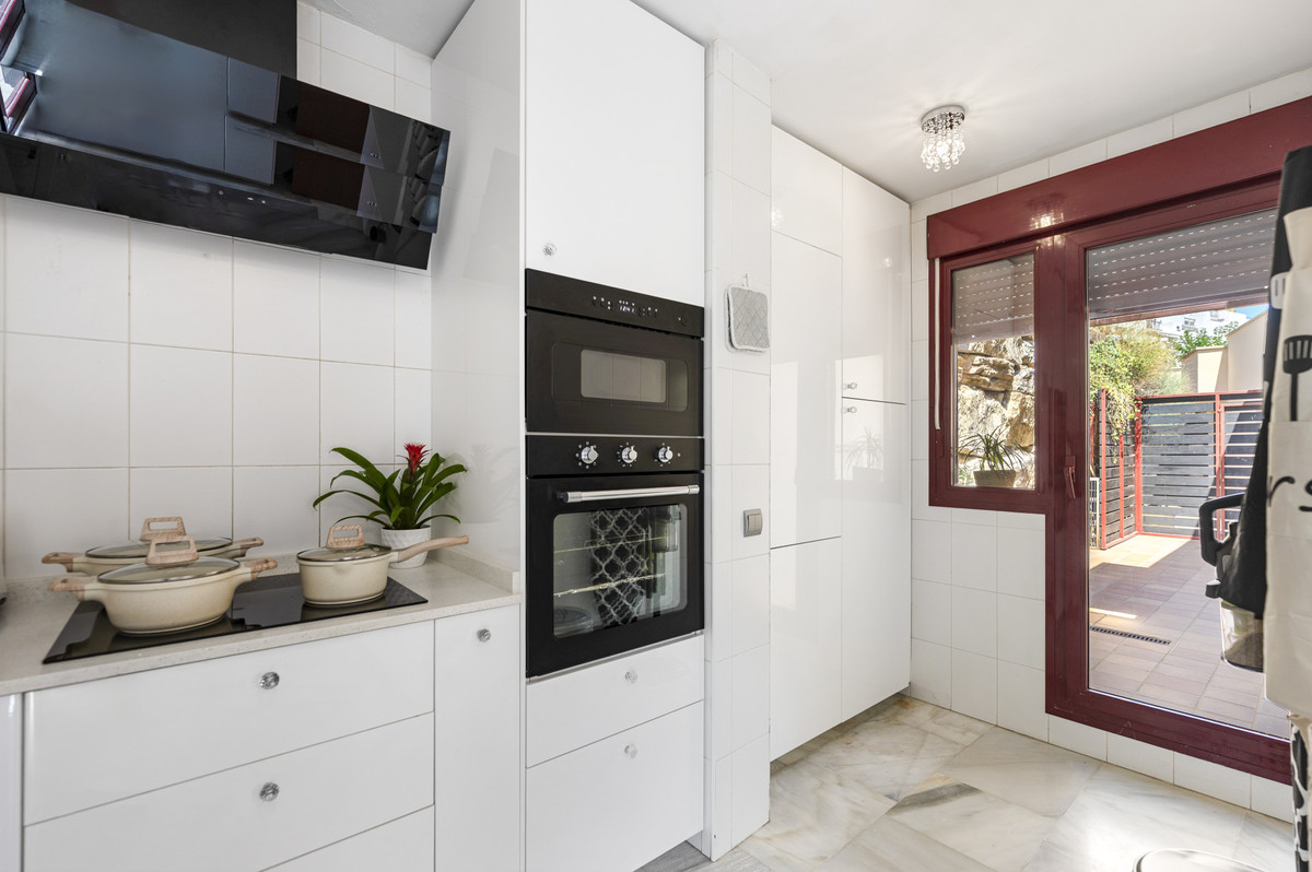 Se vende Villa - Chalet de 3 dormitorios en Costa Del Sol, Málaga, España