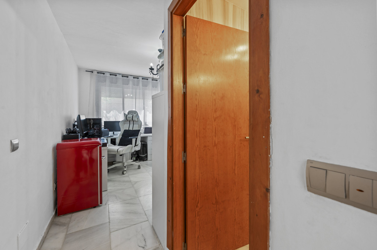 Se vende Villa - Chalet de 3 dormitorios en Costa Del Sol, Málaga, España