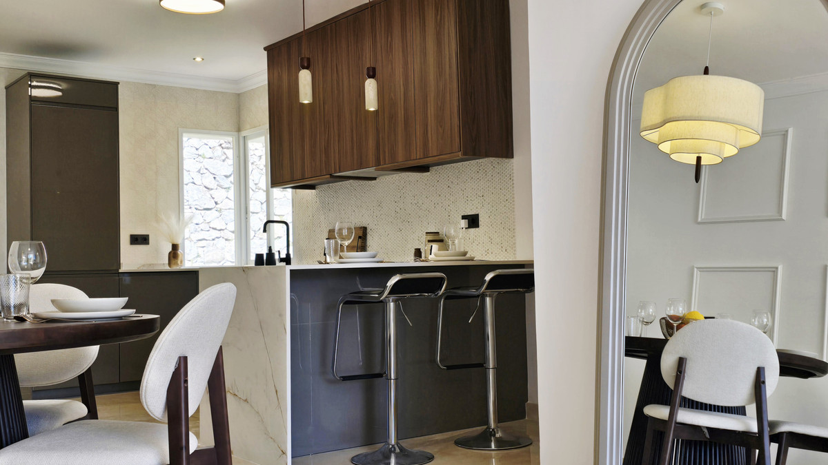 3 Bed Apartment for sale in La Quinta Costa Del Sol, Málaga, Spain
